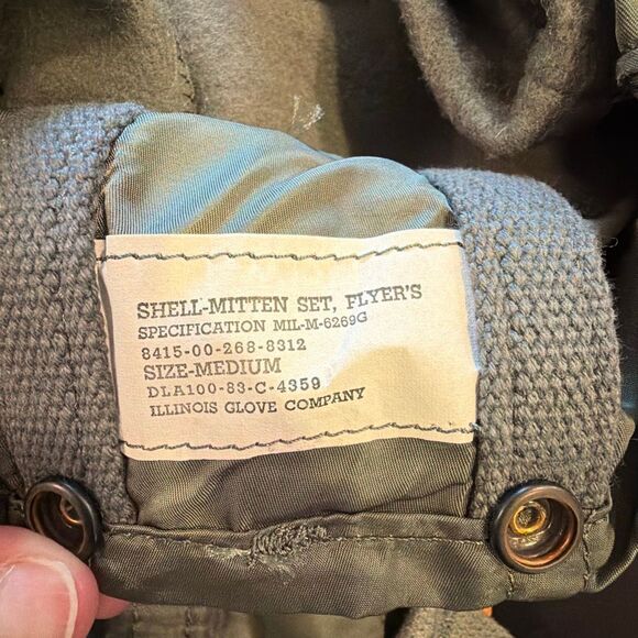 NWOT Flyers Mittens Wool Liner Cold Weather Medium - Picture 6 of 6